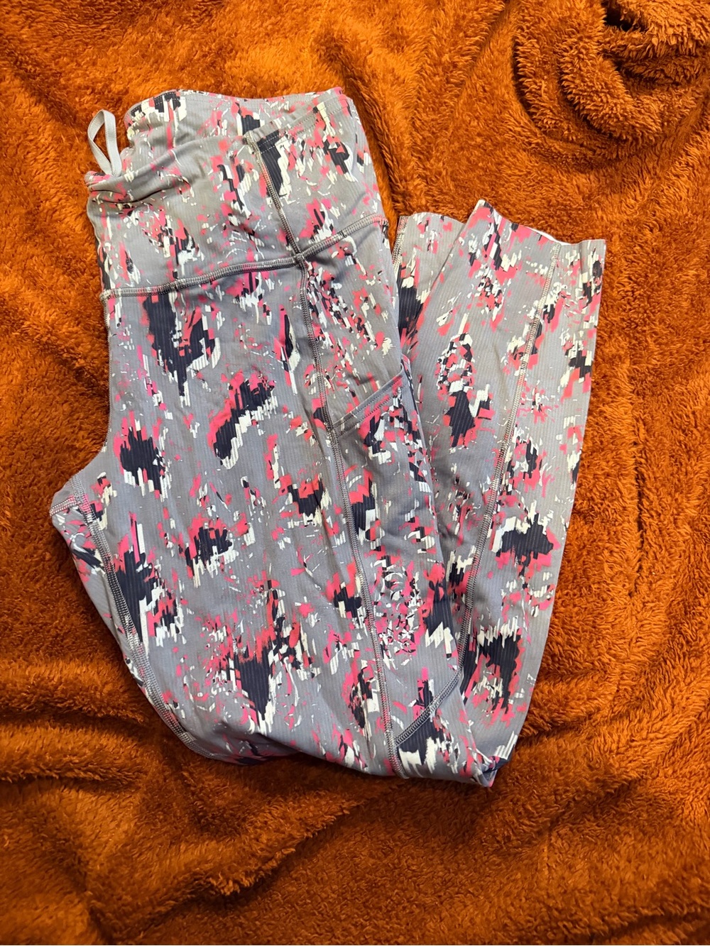 lululemon athletica Gray Leggings with Pink and Navy Abstract Print